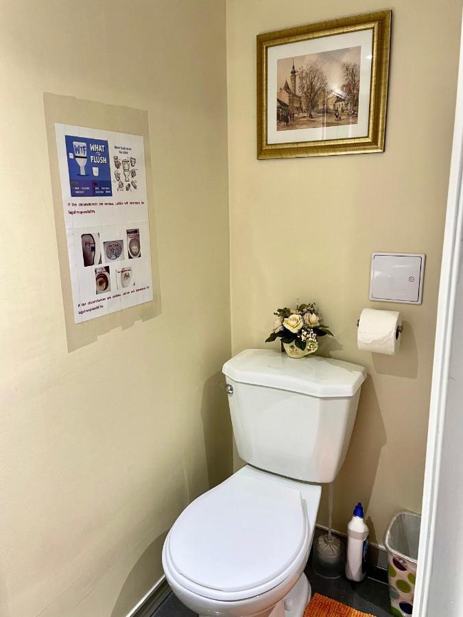 Perfect Home-Private Washrooms,Free Parking,High Speed Net Toronto Luaran gambar