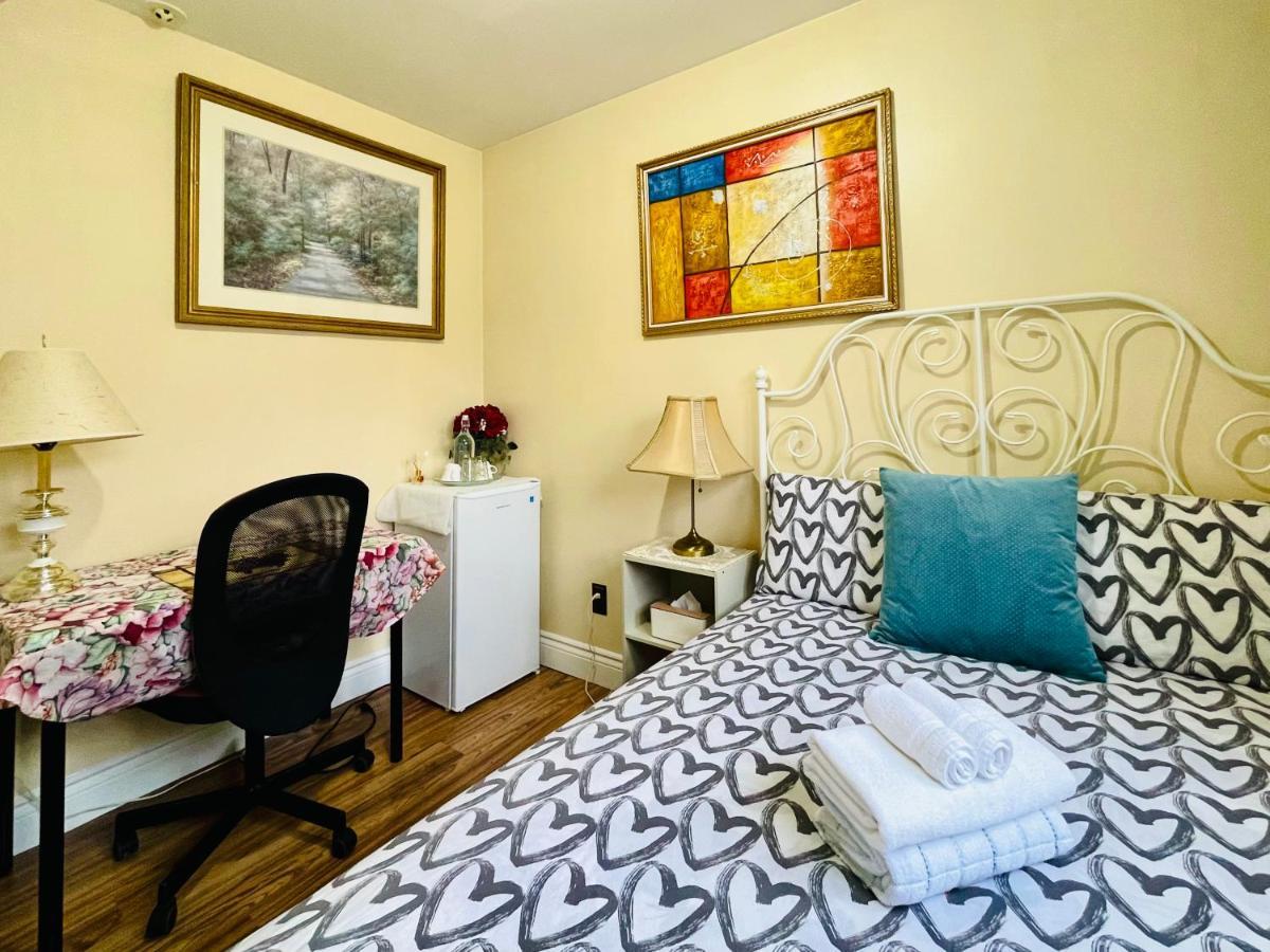 Perfect Home-Private Washrooms,Free Parking,High Speed Net Toronto Luaran gambar