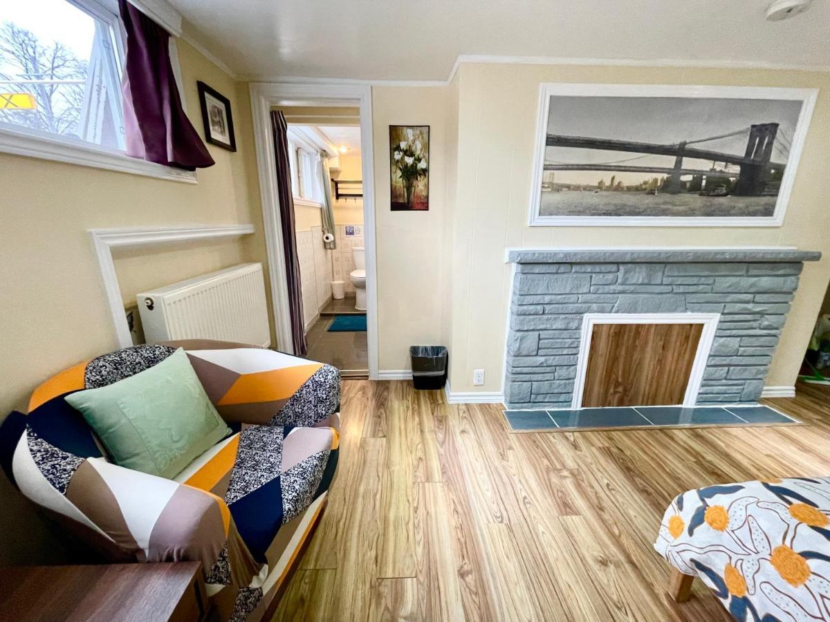 Perfect Home-Private Washrooms,Free Parking,High Speed Net Toronto Luaran gambar